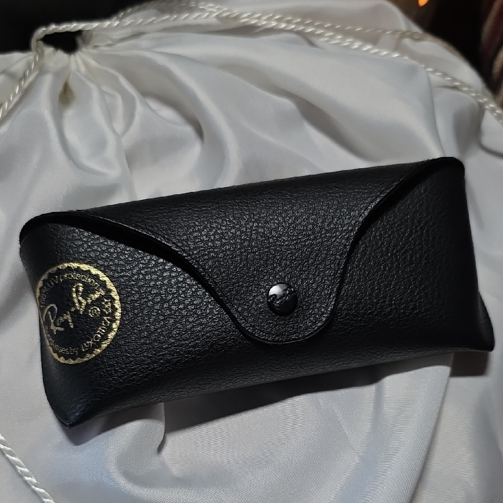 Ray Ban Black Leather like Eyeglass Case